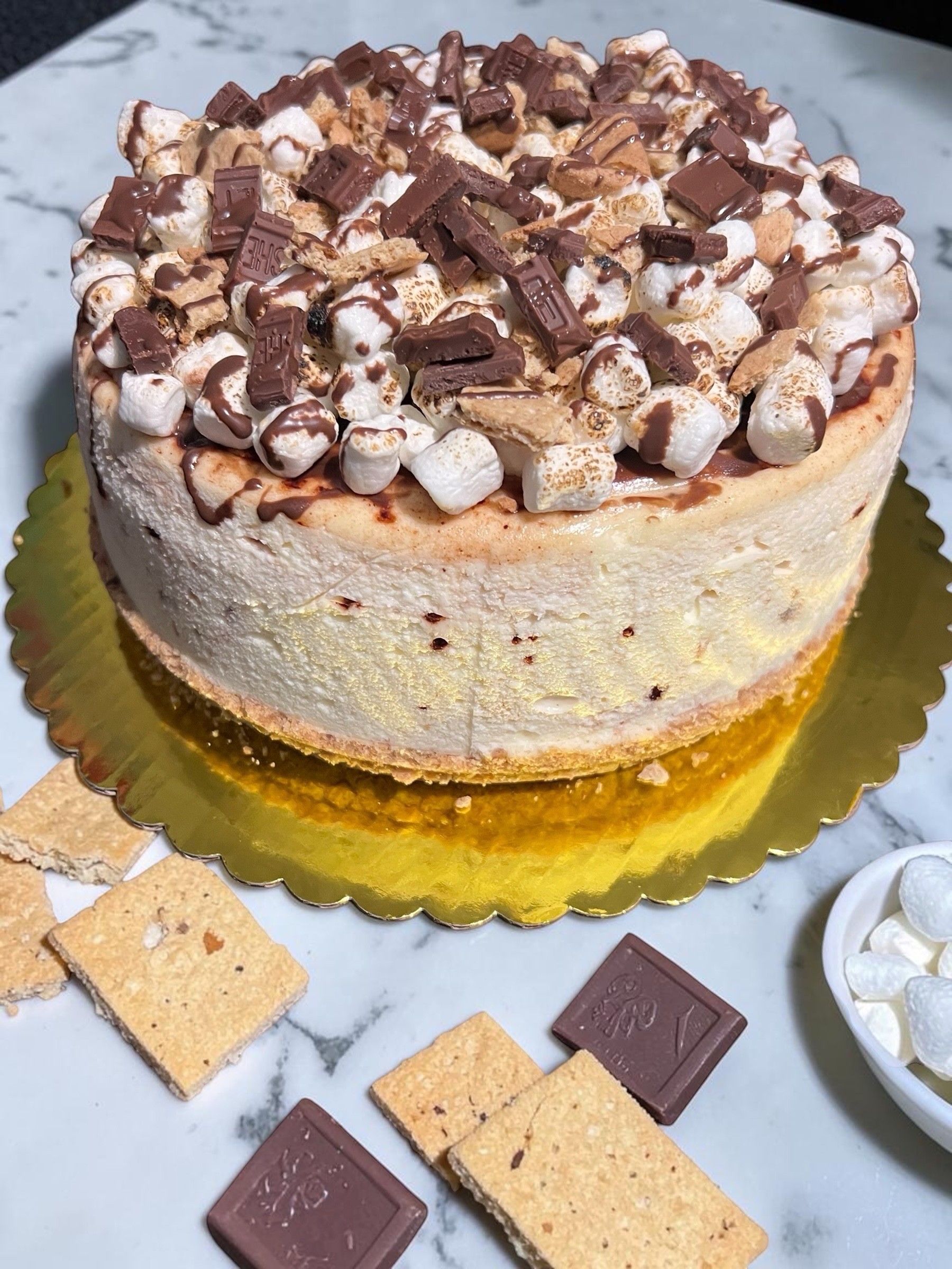 S'mores Delight Cheesecake 10"